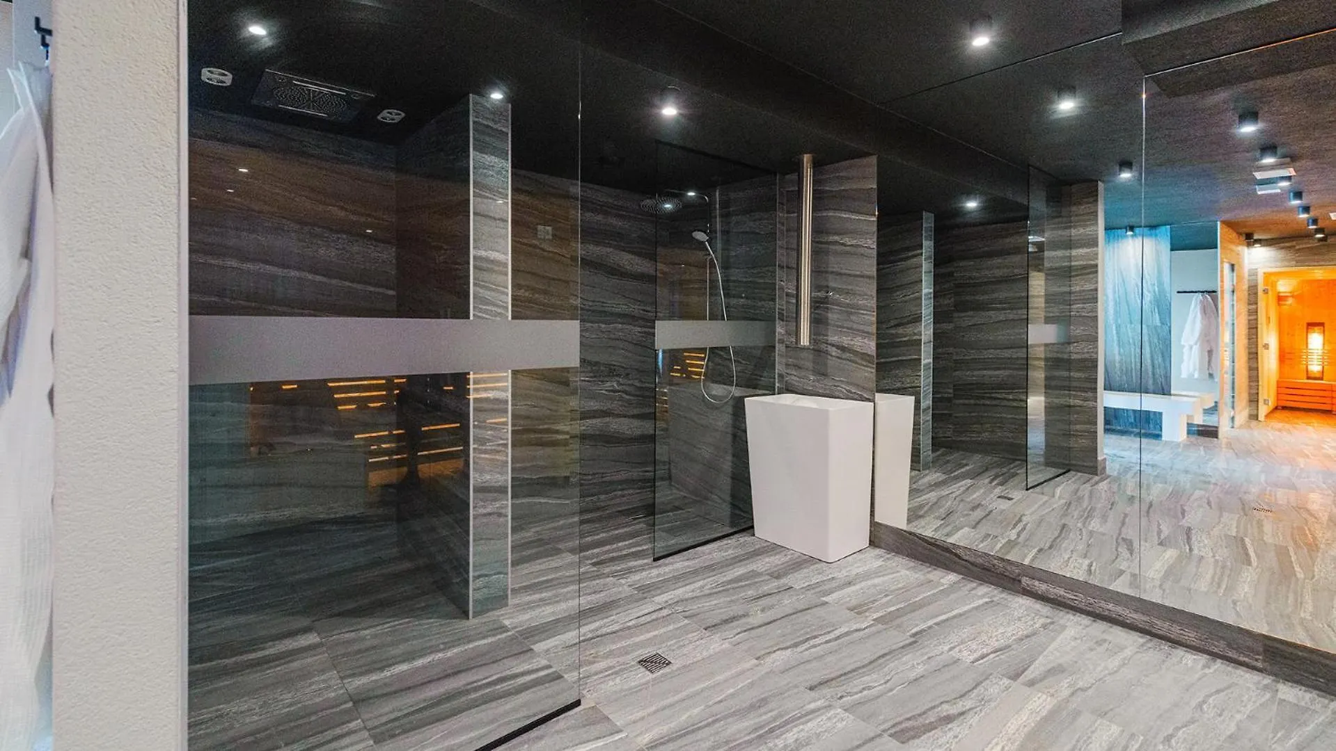 Apartament Blekitna Laguna Z Basenem - Ul Kasprowicza 20A - Holiday City Apartment Kolobrzeg